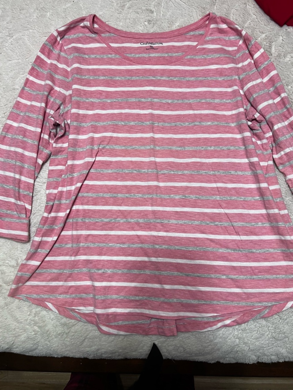 Women light pink top